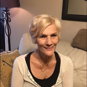 Meet your Posher, Sharon